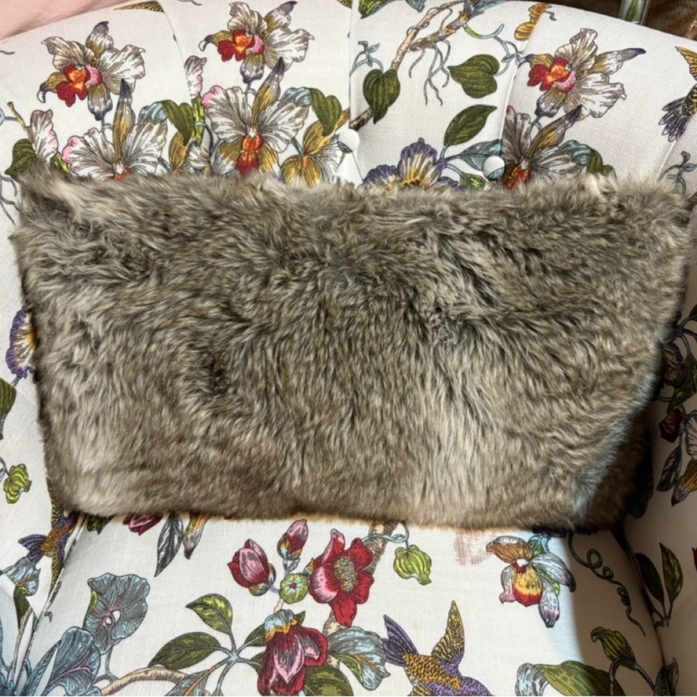 Faux Fur pillow in gray